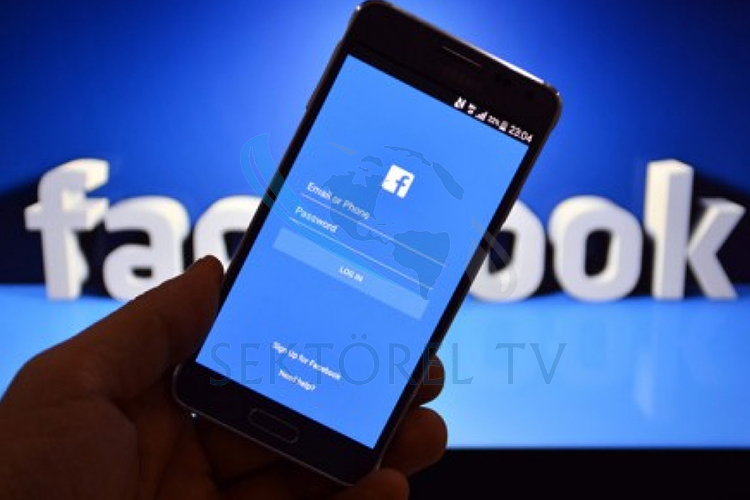 Facebook’a Çok Sert Darbe