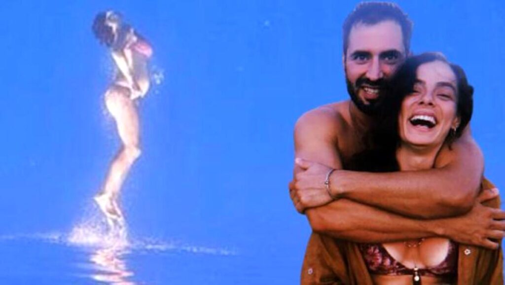 Denizin İçinde Hamilelik Pozu !