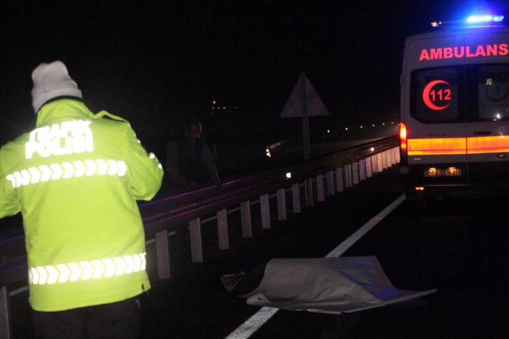 Elazığ‘ da Feci Kaza..! 2 Kişi Yaşamını Yitirdi..!