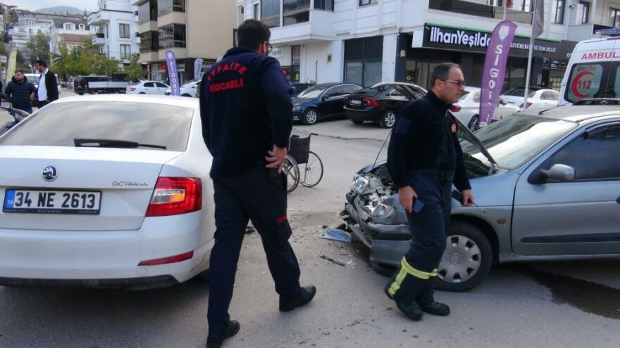 Kocaeli’de Feci Kaza! Vatandaşlar Yardım Etti!