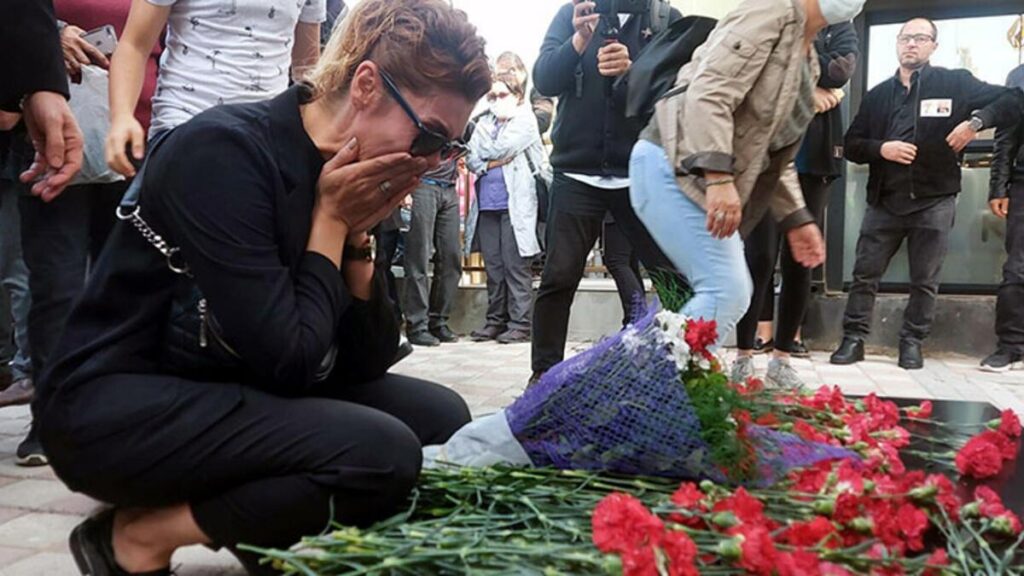 Depremde Hayatını Kaybeden 117 Kişi Anıldı..!